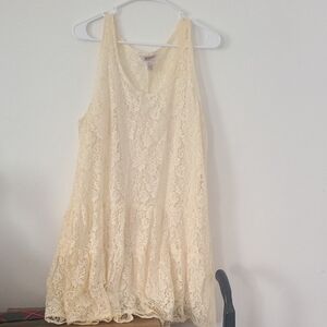 Arizona Jean Company Ivory Lace Top